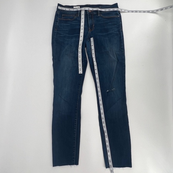 GAP 1969 Skinny Distressed Rough Hem Legging Jeans Size 28 Tall Women's - Picture 5 of 6